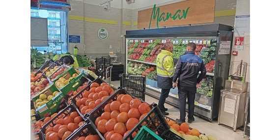 konyada-yas-zerzevat-ve-meyvede-fahis-fiyatlara-karsi-kontroller-suruyor-tQp59Mbr.jpg