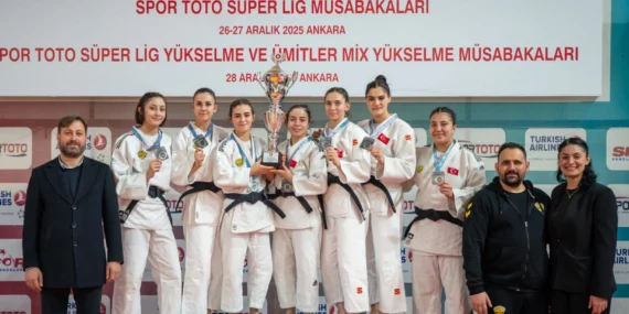 Konyalı sporculardan judoda tarihi başarı