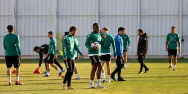 Konyaspor'da Trabzonspor maçı hazırlıkları sürüyor
