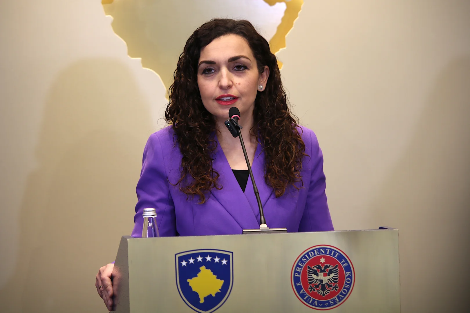 Kosova Meclisi feshedildi