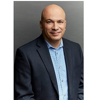 Lenovo’dan çığır açacak yenilik yapay zeka yol arkadaşı; QIRA