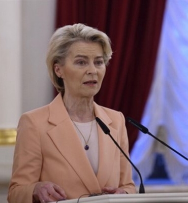 Leyen: Herhangi bir çözüm uluslararası hukuka ve BM Şartı'na saygı duymalıdır
