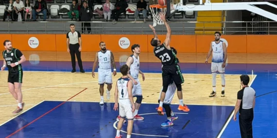 Liderden İstanbul’da gövde gösterisi