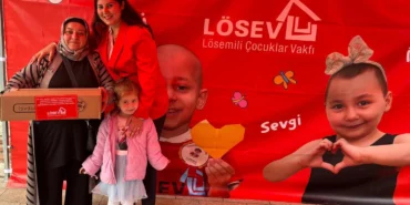 LÖSEV Bursa'da mutlu et paketleri dağıtıldı