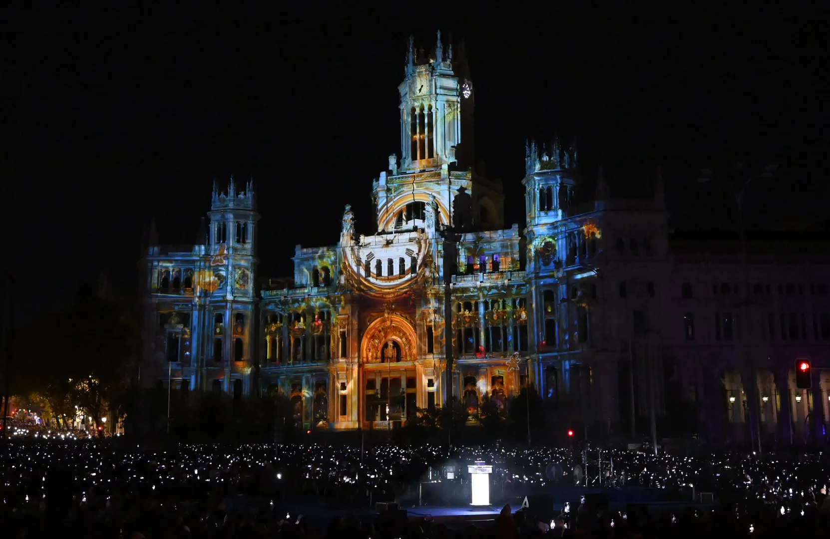 Madrid'de yeni yıl ışıklandırmalarının resmi açılışı yapıldı