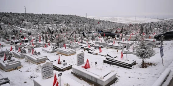 Malatya Büyükşehir acılı günlerde de vatandaşın yanında