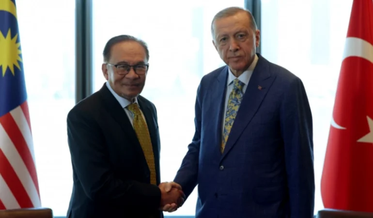 Malezya Başbakanı Enver İbrahim Türkiye’ye geliyor