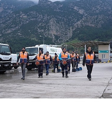 Manisa’da Çevre Kirliliğine ‘Çöp Avcıları’ Dur Diyecek