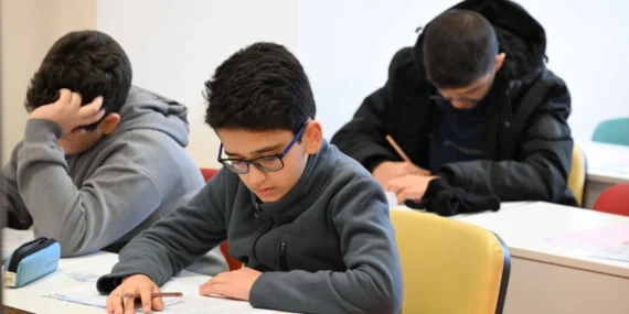 Manisa’da öğrenciler MABEM’in ödüllü sınavında ter döktü