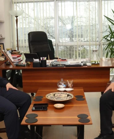 Manisa'da Tuğgeneral Şen'den Kent Konseyi'ne ziyaret