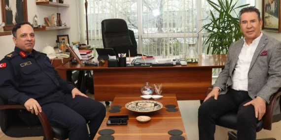 Manisa’da Tuğgeneral Şen’den Kent Konseyi’ne ziyaret