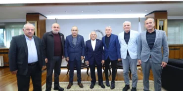 Memduh Büyükkılıç'a ziyaretçi akını