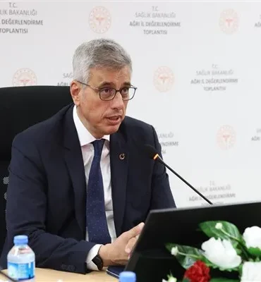 Memişoğlu, Erzincan sağlık yöneticileri ile bir araya geldi