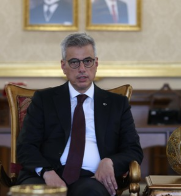 Memişoğlu: Yılbaşında da milletimizin sağlığı için görev başındayız