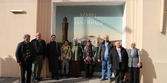 Menderes’te görme engelli bireyler için müze ziyareti düzenlendi