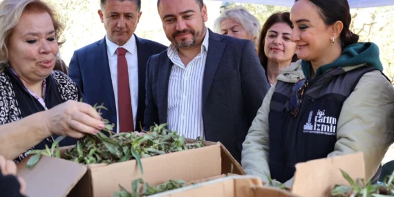 Menderesli kadınlara salep desteği