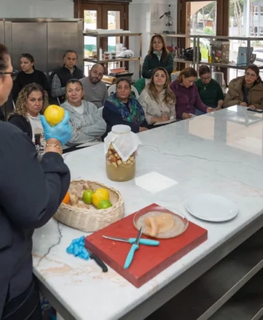 Meslek Fabrikası’nda İzmirli katılımcılara sirke eğitimi
