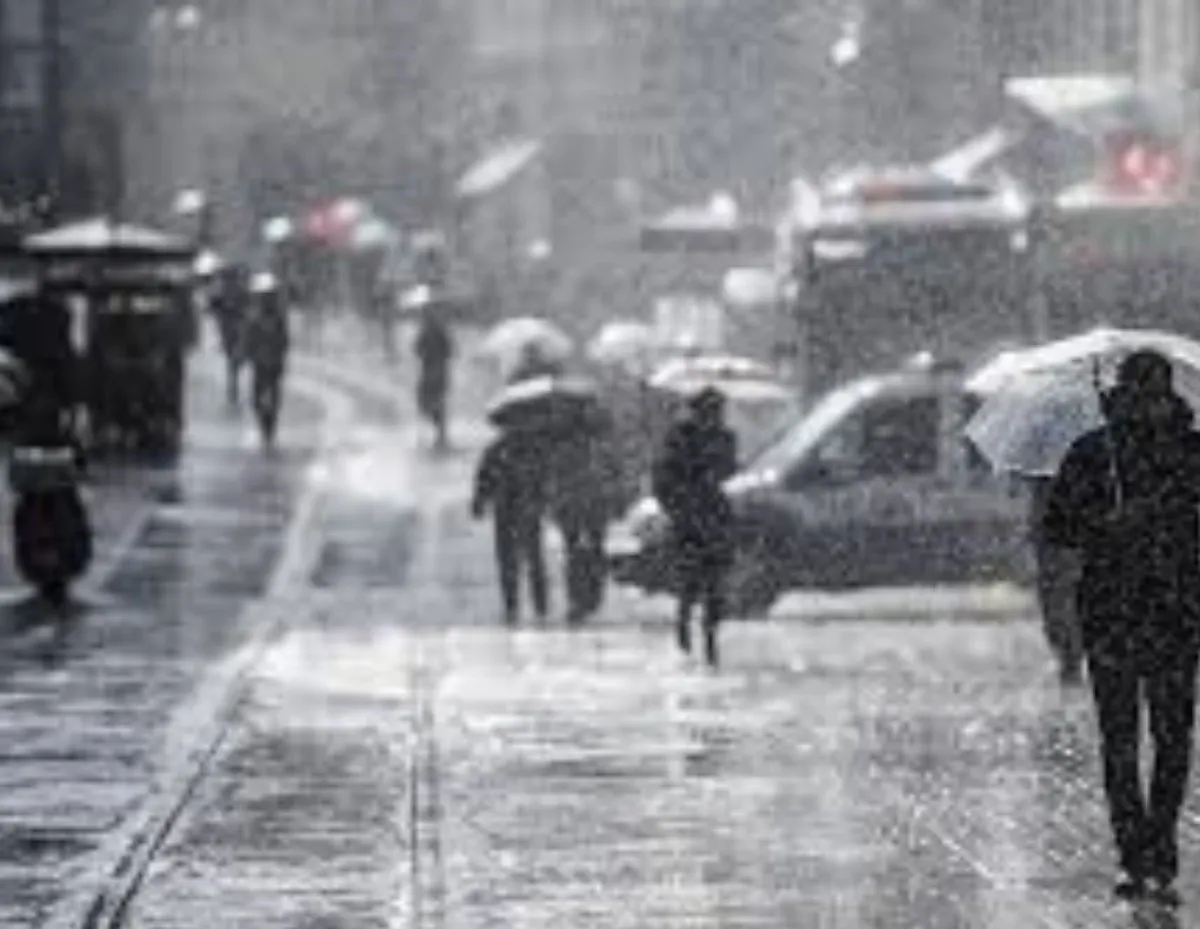 Meteoroloji 32 il için sağanak uyarısı verdi: Antalya’da sarı alarm