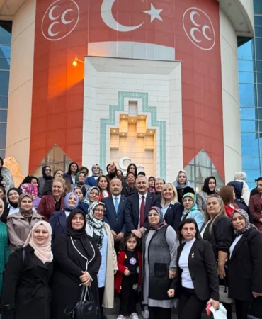 MHP'de 'Engelsiz Yarınlara' yoğun ilgi