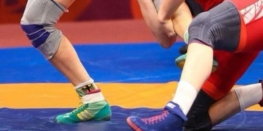 Milli güreşçi Öztürk'ten gümüş madalya