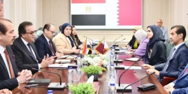 Mısır Sağlık Bakanı ve İnsan Gelişimi Bakanı, Katar Büyükelçisi ile görüştü