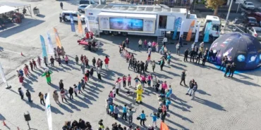 Mobil Dijital Gençlik Merkezi'nin ilk durağı İncesu oldu