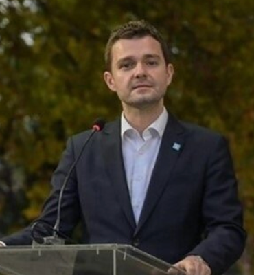 Mucunski: Noel, bizi bir arada tutan değerleri hatırlatır