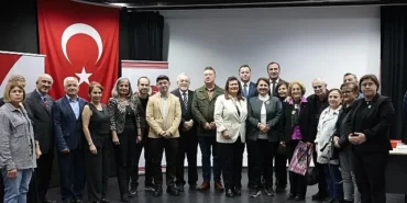 ​Mustafa Necati Öğretmenler Günü’nde Konak’ta anıldı