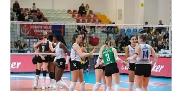 Nilüfer Belediyespor Eker, Eczacıbaşı Dynavit'i 3-1 mağlup etti