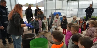Öğrenciler, Yerel Tohum Merkezi’ni ziyaret etti