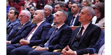 Öğretmenler Günü Bayrampaşa’da törenle kutlandı