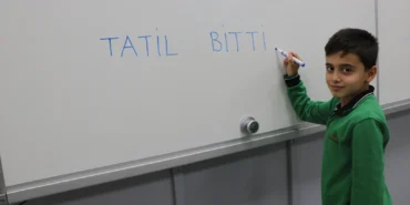 Okullarda ara tatil sonrası ilk ders zili çaldı