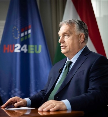 Orban: Macaristan'ın göçmen ülkesi olmasına izin vermeyeceğiz