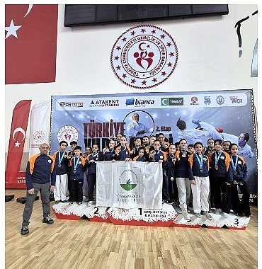 Osmangazili Karateciler Madalyaya Doydu