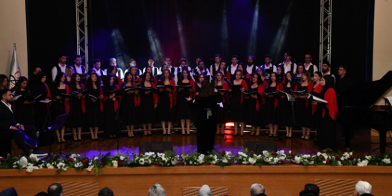 Osmaniye Belediyesi Çok Sesli Korosu’ndan “Kurtuluş” konseri