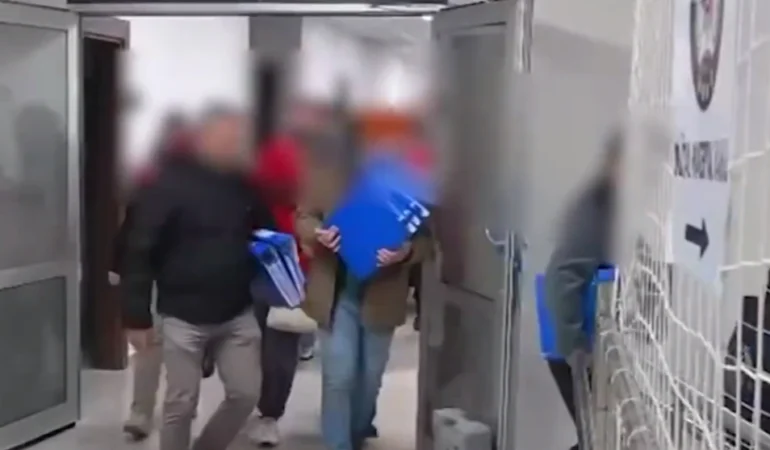 Oto yedek parça vurgununa büyük darbe! 250 milyon TL'lik dolandırıcılık çökertildi