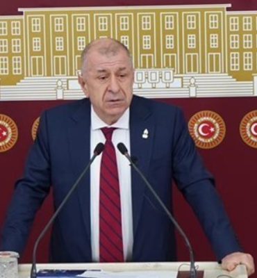 Özdağ: İstanbul’da siyaset Türkiye'yi şekillendiren siyasettir