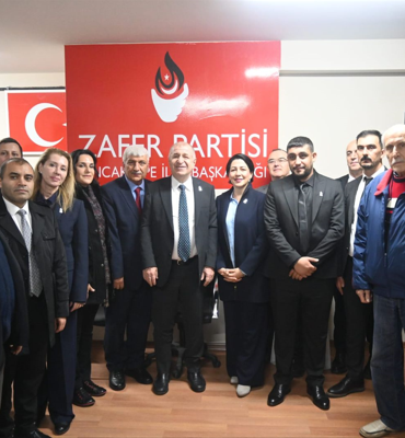 Özdağ, Sancaktepe İlçe Başkanlığını ziyaret etti