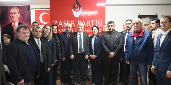 Özdağ, Sancaktepe İlçe Başkanlığını ziyaret etti