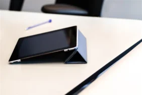 Pakistan ve Filipinler dışişleri bakanları Brüksel’de ikili ilişkileri görüştü