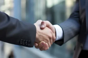 Pakistan ve Hollanda Dışişleri Bakanları Brüksel’de görüştü