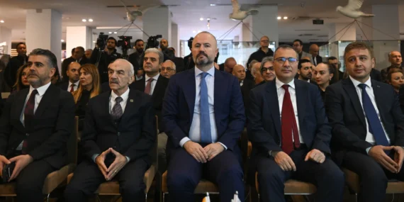 PTT'den 185. yıl dönümüne özel pul sergisi