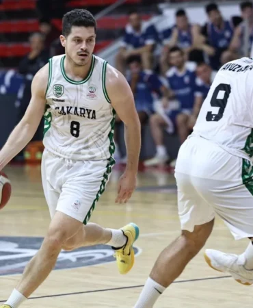 Sakarya Büyükşehir Basketbol İkinci Yarıya Deplasmanda Başlıyor