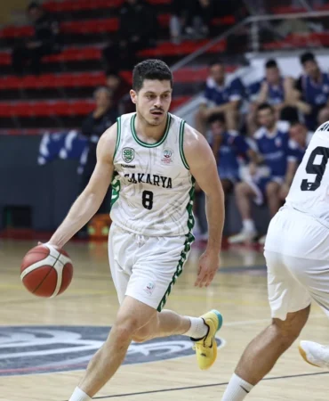 Sakarya Büyükşehir, Çorlu’yu ağırlıyor