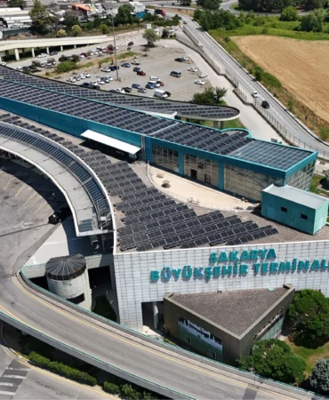 Sakarya'dan sürdürülebilirlik hamlesi... Terminal GES binalarına hizmet üretiyor