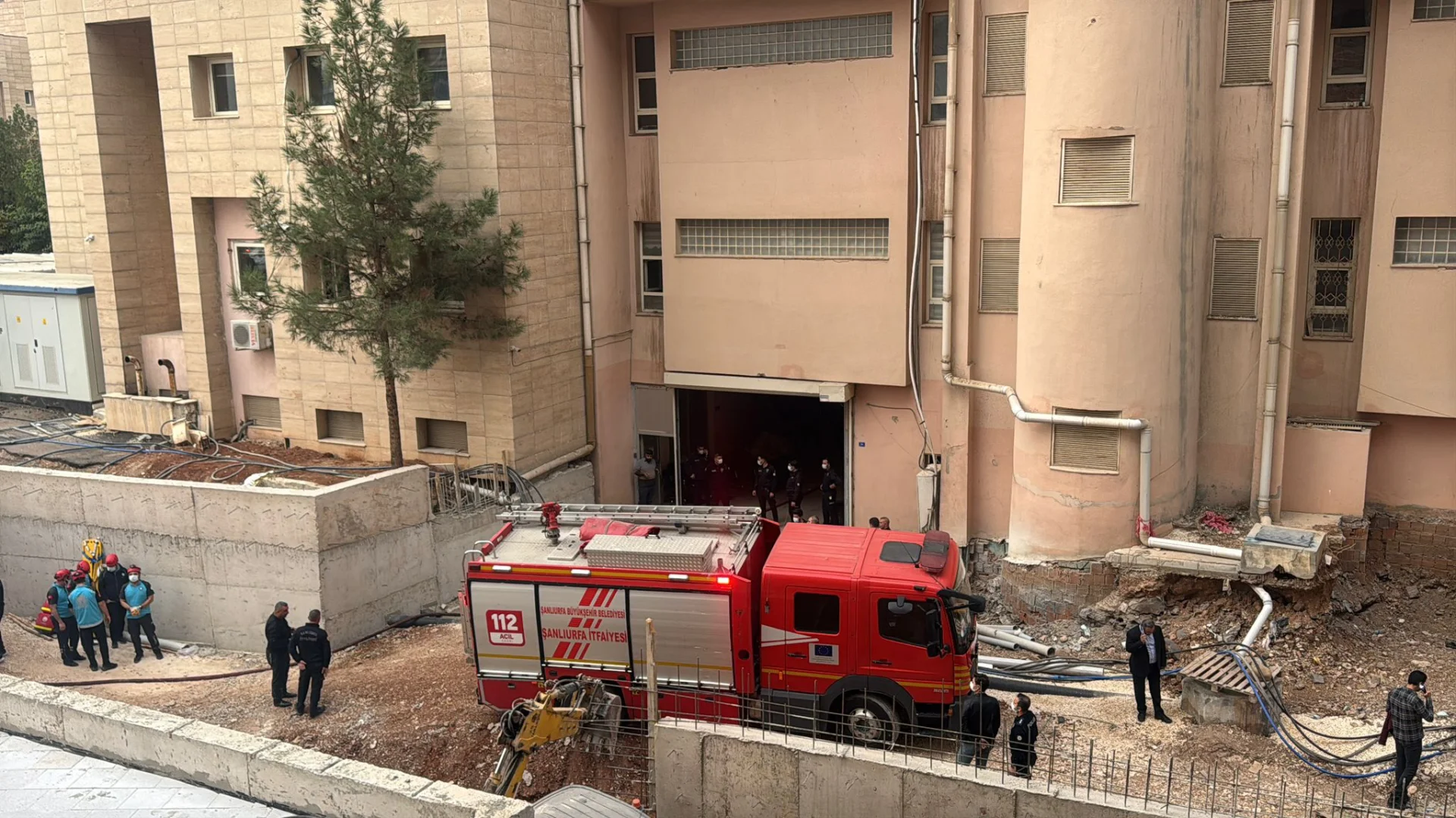 Şanlıurfa Adliyesinde çıkan patlama ve yangında 1 personel yaralandı