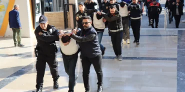 Şanlıurfa'da 1 kişinin öldüğü silahlı kavgaya ilişkin 2 zanlı tutuklandı