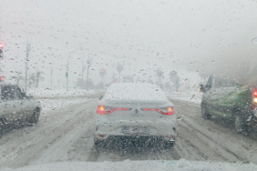 Şanlıurfa’da kar ve tipi nedeniyle bazı yollar trafiğe kapatıldı