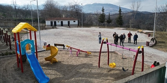 Sarıpınar Mahallesine Yeni Meydan