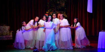 “Sevgi Elçileri” ilk kez Bornova’da sahnelendi